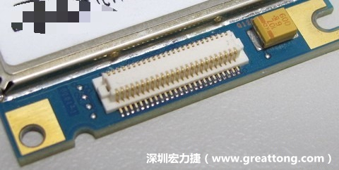 PCBA大講堂：板對板連接器下面裸銅設(shè)計，造成模組功能不良