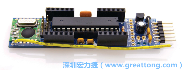 JeeLabs的尚?克勞德?威普樂（Jean-Claude Wippler）以RBBB為基礎(chǔ)設(shè)計(jì)出JeeNode，JeeNode使用不同的排針并加裝了SPI無線端口以提供無線傳輸使用。 使用EAGLE