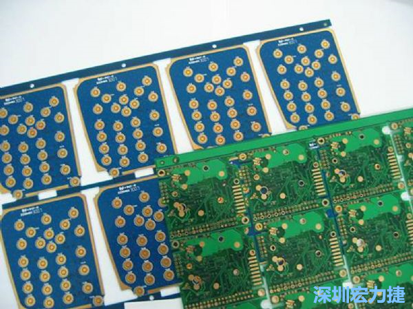 PBC與HDI等硬質(zhì)載板因應(yīng)不同構(gòu)型的結(jié)構(gòu)組裝需求，能做的彈性設(shè)計有限，必須搭配FPC軟板進行整合設(shè)計。