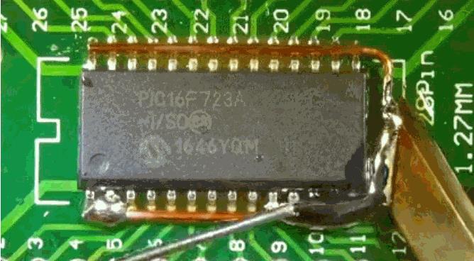  更大的SOP芯片，則使用更長的導熱銅絲